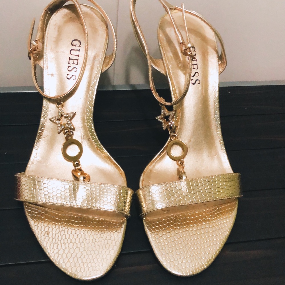 GUESS gold peep toe heeles sandals